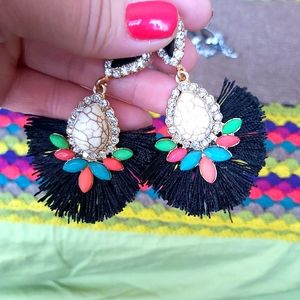 05 pairs of earrings. 15 for all of them